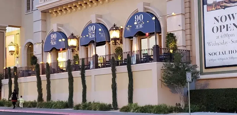 90 Ninety Bar & Grill